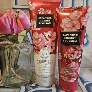 NWT Bath & Body Works Japanese Cherry Blossom Body Care Duo - Red and Black